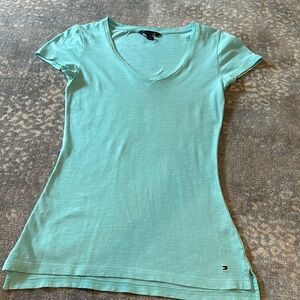 TOMMY HILFIGER WOMANS AQUA T SHIRT SIZE XS/P